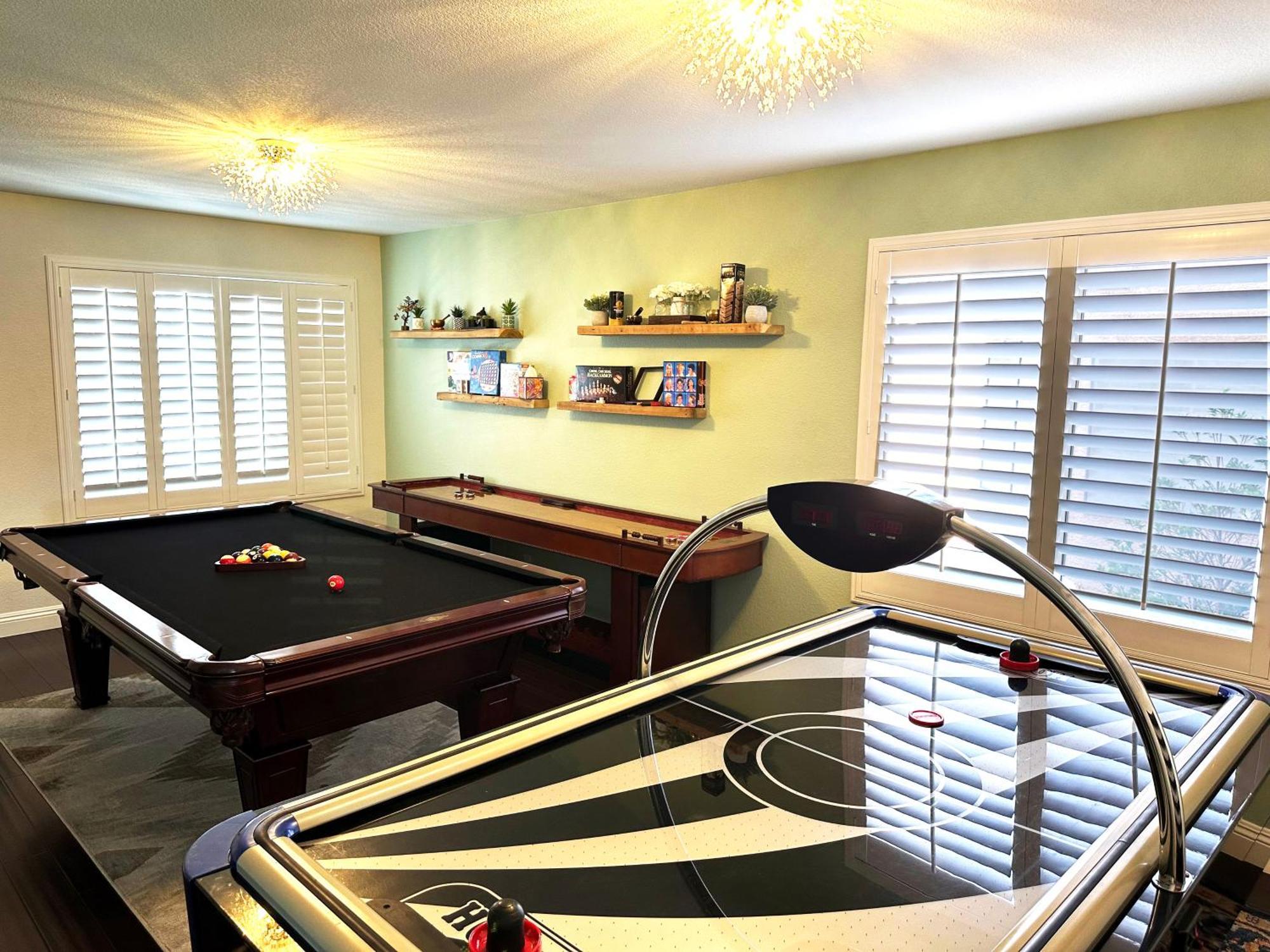 Buddha Gem, Central 6 Bed Room Luxury Home With Pool Hot Tub Game Room And Much More 라스베이거스 외부 사진